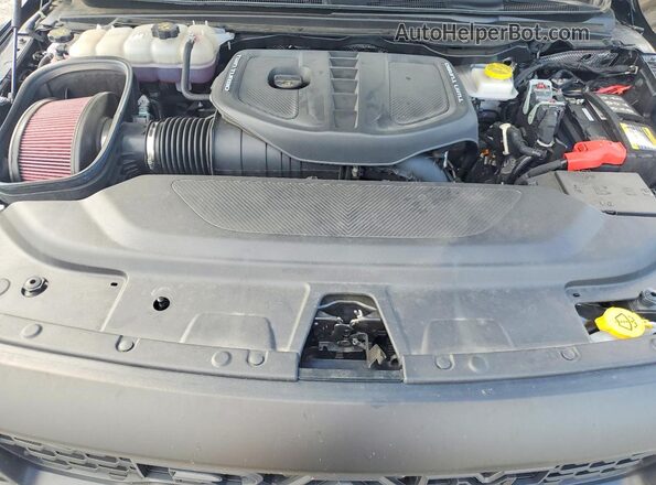 1C6SRFUP2SN655542 2025 RAM 1500 Black Вид задньої частини салону