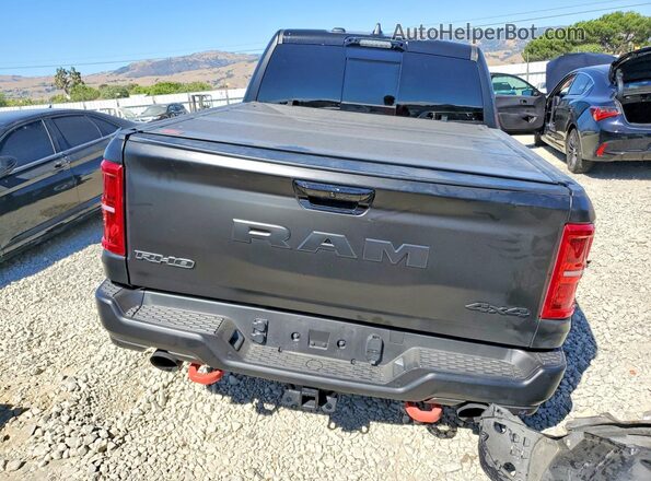 1C6SRFUP3SN602915 2025 RAM 1500 Black Rear view