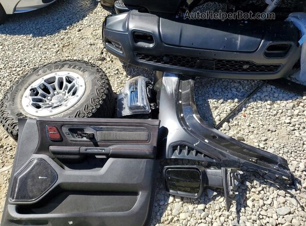 1C6SRFUP3SN602915 2025 RAM 1500 Black Engine compartment view