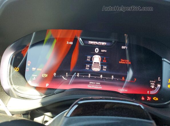 1C6SRFUP3SN602915 2025 RAM 1500 Black Instrument cluster view