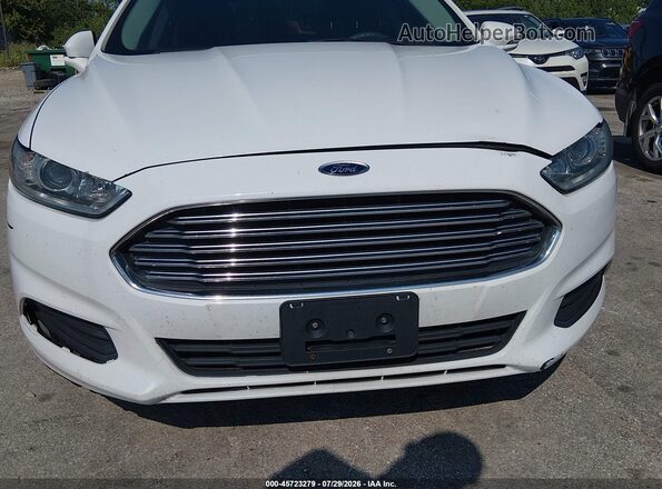 1FA6P0H74G5111340 2016 FORD FUSION Белый Вид спереди