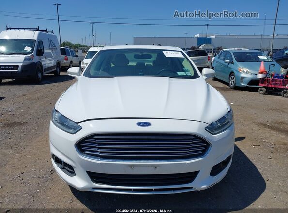 1FA6P0HD6G5125519 2016 FORD FUSION White Widok zestawu wskaźników