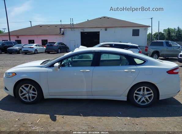 1FA6P0HD6G5125519 2016 FORD FUSION White Widok wnętrza 360 stopni