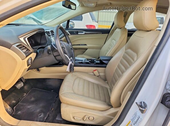 1FA6P0HD8G5115333 2016 FORD FUSION White Вид салону спереду