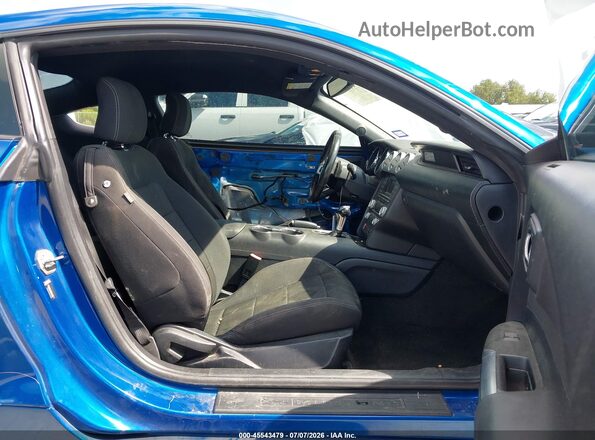 1FA6P8AM1H5340087 2017 FORD MUSTANG Blue Front interior view