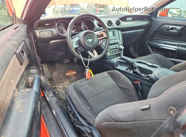 1FA6P8AM3G5237462 2016 FORD MUSTANG Orange Vista del salpicadero
