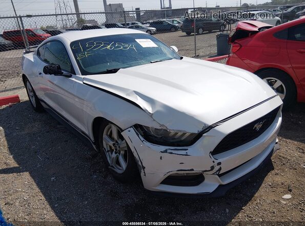 1FA6P8AM4H5230585 2017 FORD MUSTANG White Вид спереду
