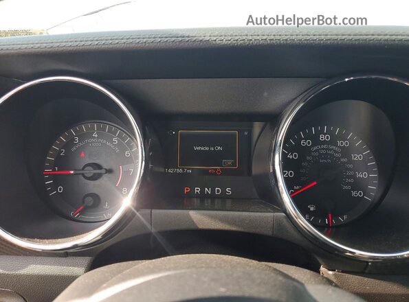 1FA6P8AM4H5343582 2017 FORD MUSTANG Серебряный Вид щитка приборов