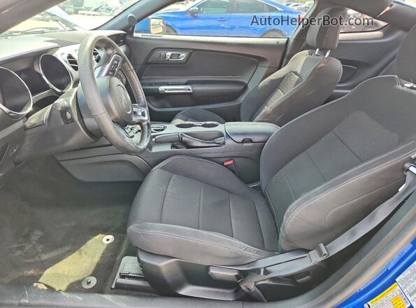 1FA6P8AM5H5330002 2017 FORD MUSTANG Blue წინა სალონის ხედი