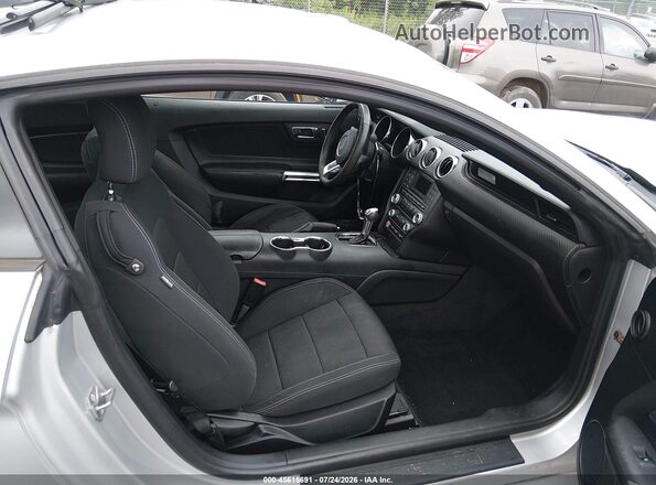 1FA6P8AM8G5327142 2016 FORD MUSTANG Silver Widok wnętrza z przodu