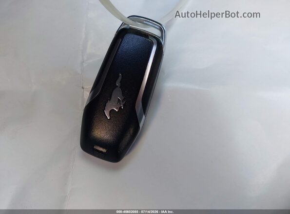 1FA6P8AMXG5259880 2016 FORD MUSTANG Silver Vista del salpicadero