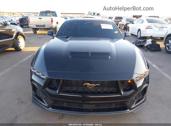 1FA6P8CF0R5411053 2024 FORD MUSTANG Черный Вид задней части салона