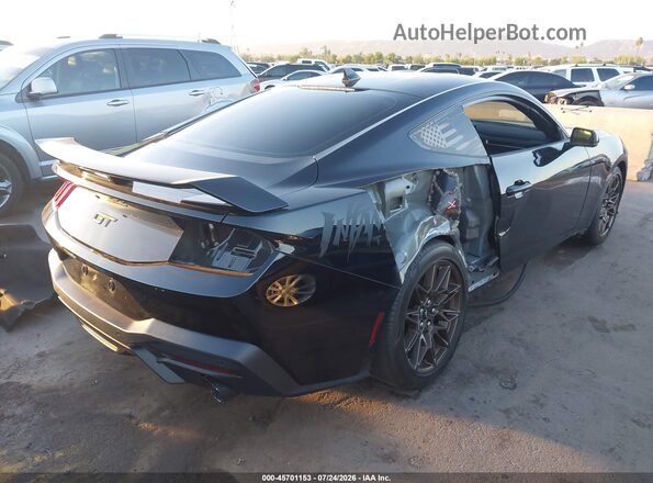 1FA6P8CF0R5411053 2024 FORD MUSTANG Черный Задняя правая четверть