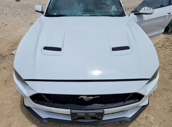 1FA6P8CF1J5117116 2018 FORD MUSTANG White Rear interior view