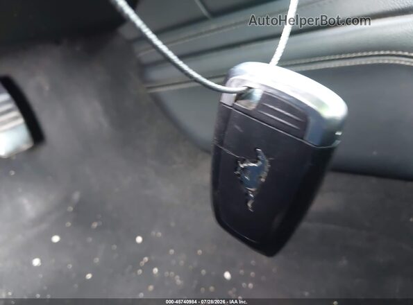 1FA6P8CF1L5162818 2020 FORD MUSTANG Серебряный Вид панели приборов