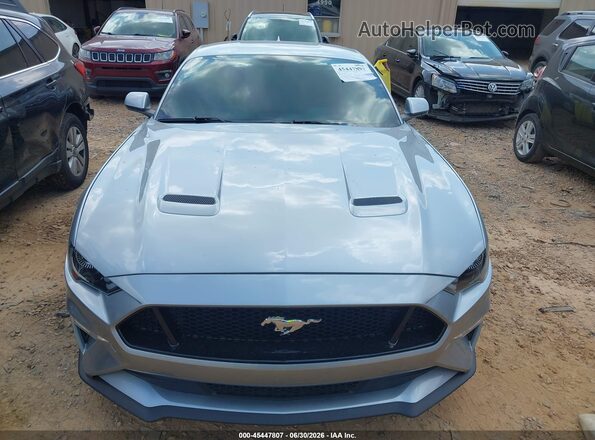 1FA6P8CF1L5174466 2020 FORD MUSTANG Серебряный Вид задней части салона