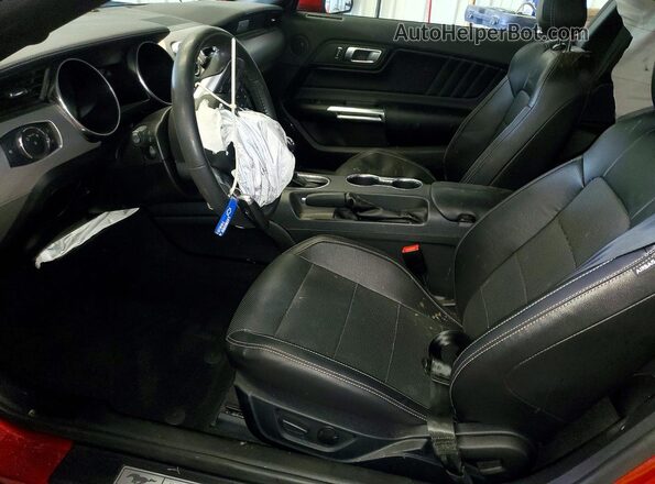 1FA6P8CF1M5156020 2021 FORD MUSTANG Red წინა სალონის ხედი