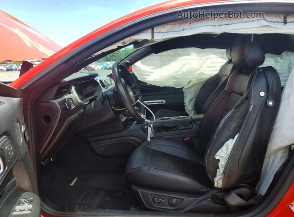 1FA6P8CF1N5111466 2022 FORD MUSTANG Red Вид салону спереду