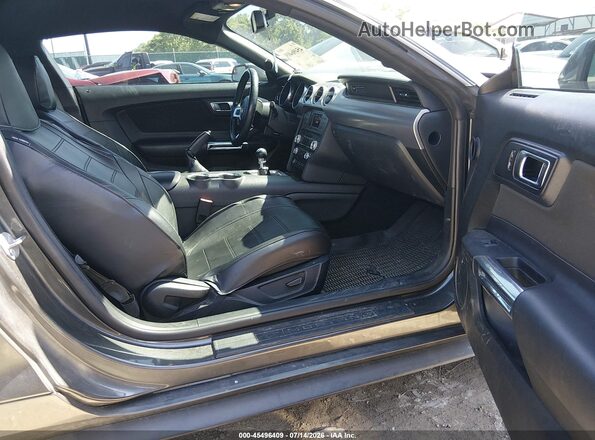 1FA6P8CF2L5129472 2020 FORD MUSTANG Серый Вид салона спереди