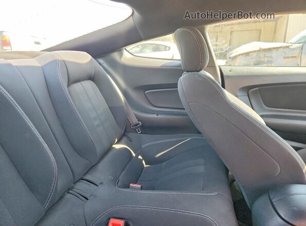 1FA6P8CF2L5142691 2020 FORD MUSTANG Белый Вид задних сидений