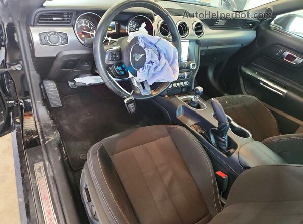 1FA6P8CF2L5159099 2020 FORD MUSTANG Черный Вид панели приборов
