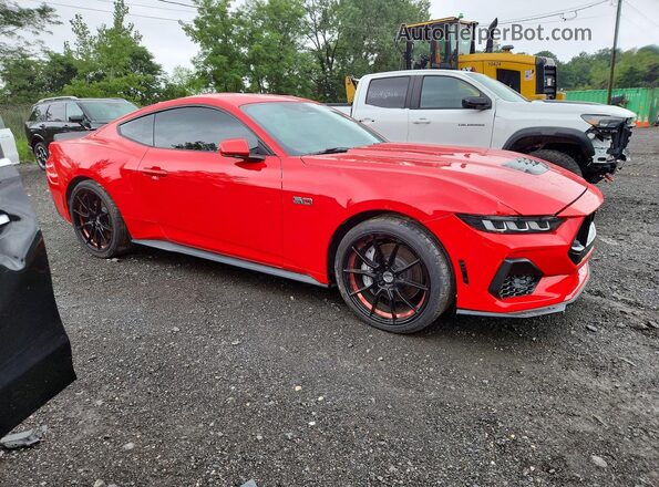 1FA6P8CF2R5428355 2024 FORD MUSTANG Красный Передняя правая четверть