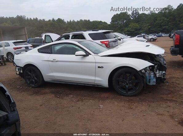 1FA6P8CF3K5122075 2019 FORD MUSTANG Белый Панорамный вид салона 360°