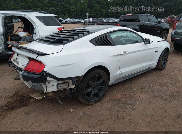 1FA6P8CF3K5122075 2019 FORD MUSTANG Белый Задняя правая четверть