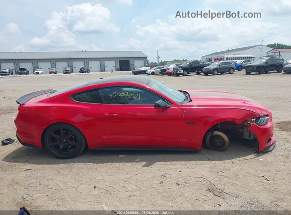 1FA6P8CF4G5322177 2016 FORD MUSTANG Red Widok wnętrza z tyłu