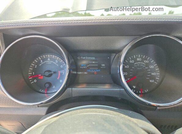 1FA6P8CF4H5226681 2017 FORD MUSTANG Gray ხელსაწყოთა პანელის ხედი
