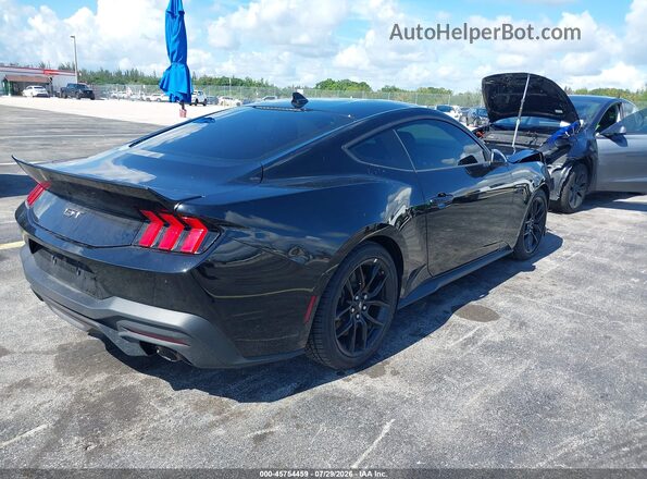 1FA6P8CF4R5418412 2024 FORD MUSTANG Черный Задняя правая четверть