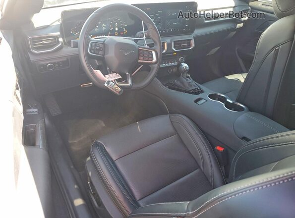 1FA6P8CF4T5404856 2026 FORD MUSTANG White Вид панелі приладів