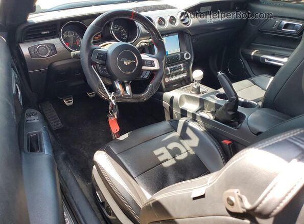 1FA6P8CF5H5240217 2017 FORD MUSTANG Серый Вид панели приборов