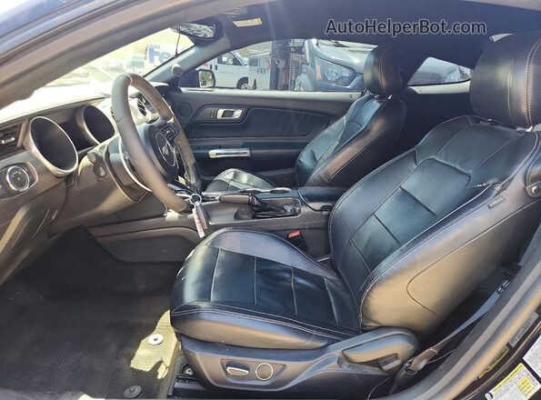 1FA6P8CF5J5180834 2018 FORD MUSTANG Black Widok wnętrza z przodu