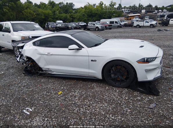 1FA6P8CF5K5116780 2019 FORD MUSTANG White Widok zestawu wskaźników
