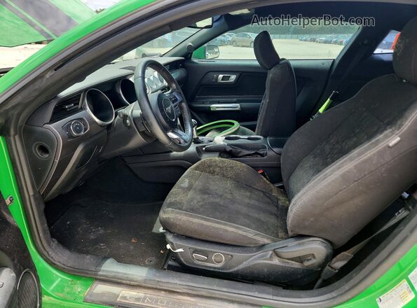 1FA6P8CF5K5167308 2019 FORD MUSTANG Green Front interior view
