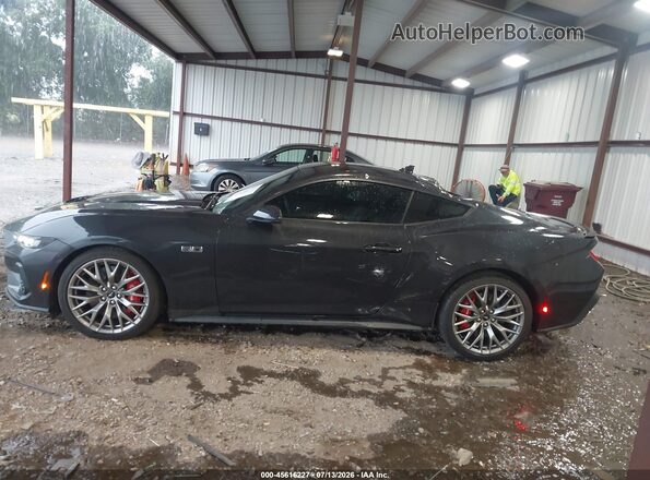 1FA6P8CF5R5428785 2024 FORD MUSTANG Black 360 interior view