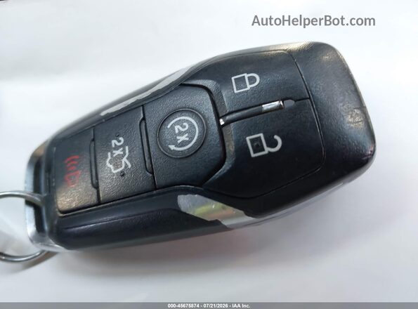1FA6P8CF6G5206530 2016 FORD MUSTANG Red Widok deski rozdzielczej