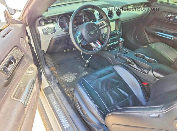 1FA6P8CF6H5209803 2017 FORD MUSTANG Белый Вид панели приборов