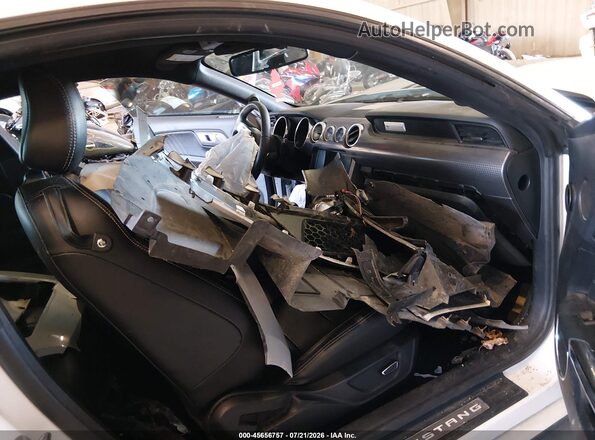 1FA6P8CF6K5152459 2019 FORD MUSTANG White Dashboard view