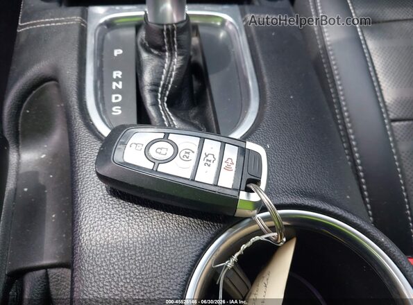 1FA6P8CF6L5150065 2020 FORD MUSTANG Красный Вид панели приборов