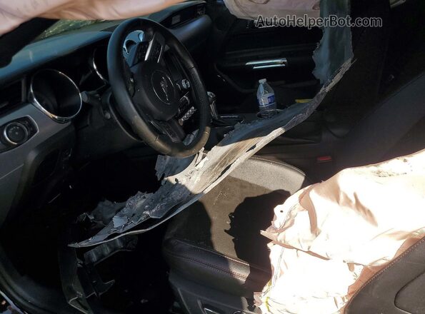 1FA6P8CF7G5201496 2016 FORD MUSTANG Черный Вид салона спереди