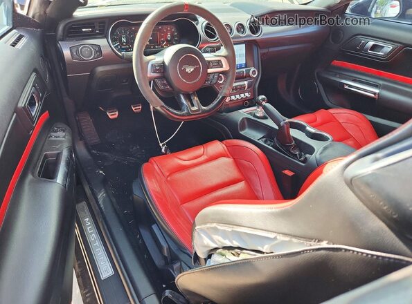1FA6P8CF7L5111484 2020 FORD MUSTANG Black Dashboard view