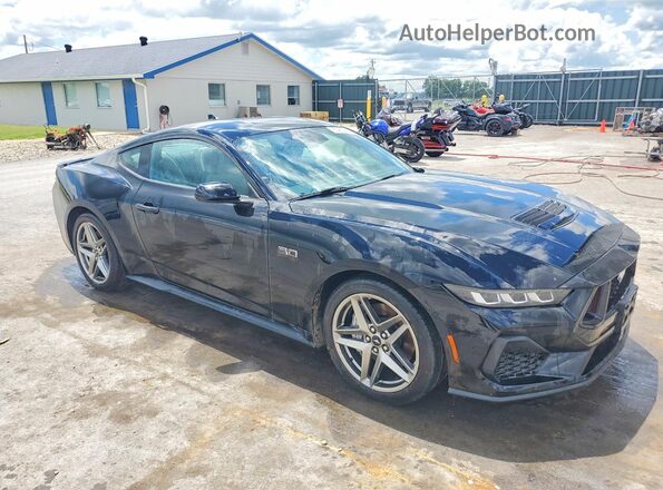 1FA6P8CF7R5404195 2024 FORD MUSTANG Черный Передняя правая четверть