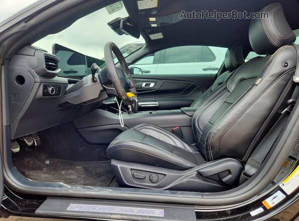 1FA6P8CF7R5404536 2024 FORD MUSTANG Black Front interior view