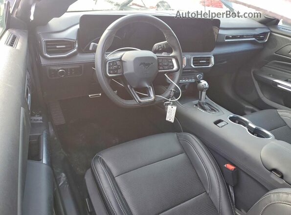 1FA6P8CF7S5402761 2025 FORD MUSTANG Черный Вид панели приборов
