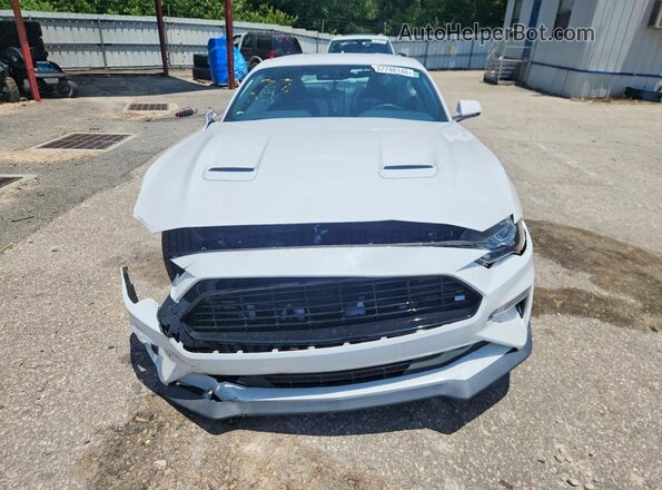 1FA6P8CF8M5133754 2021 FORD MUSTANG Белый Вид спереди