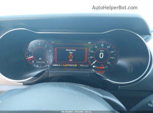 1FA6P8CF8P5305253 2023 FORD MUSTANG Red Հետևի նստատեղերի տեսք