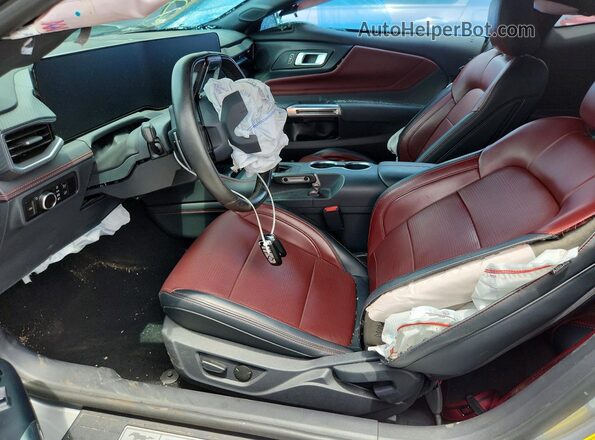 1FA6P8CF8R5424049 2024 FORD MUSTANG Silver Widok wnętrza z przodu