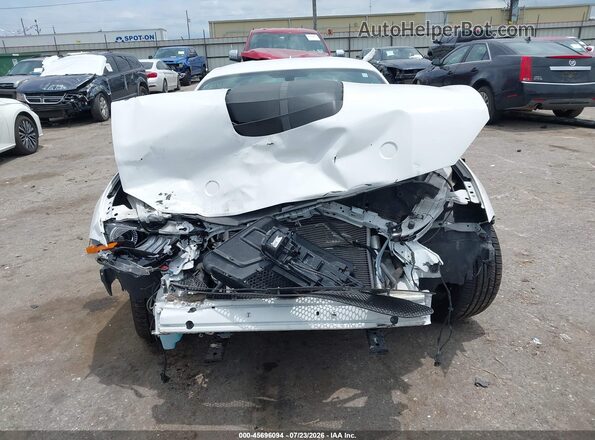1FA6P8CF9L5176725 2020 FORD MUSTANG Белый Вид задней части салона
